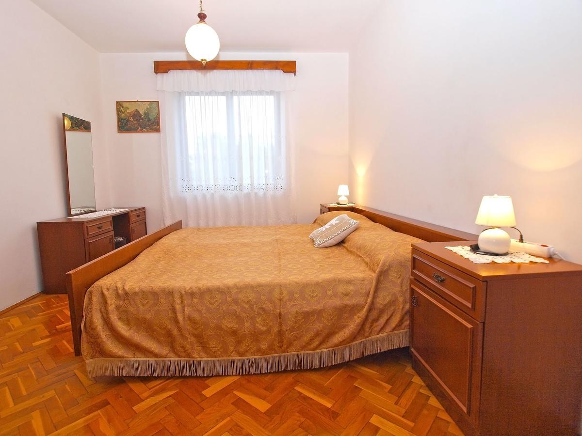 Apartments Dvorine 1210 بنجول المظهر الخارجي الصورة